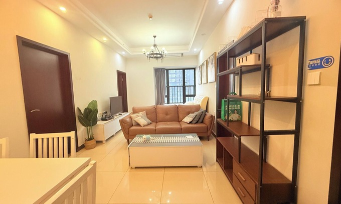 Pazhou Residential District Apartment | Guangzhou Phantom Oasis Apartments - Canton Fair Exhibition Center