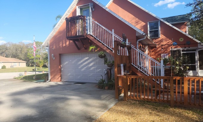 Vero Beach Apartment | GUESS SUITE w PRIVATE ENTRANCE & BATH