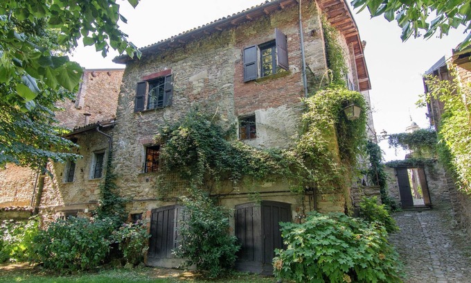 Ovada Apartment | Guest House in Monferrato with Wine Tasting