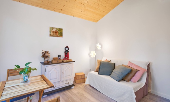 Eyliac Bed & Breakfast | Guest Room at L'Envol