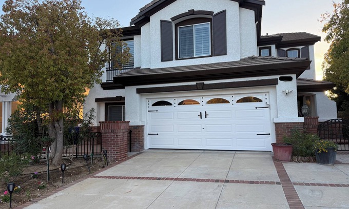 Santa Clarita Apartment | Guest Suite — Private Entrance