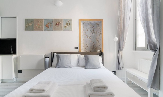 Porta Genova Apartment | GuestHost - Bright Studio Apt MM2 Sant'Agostino