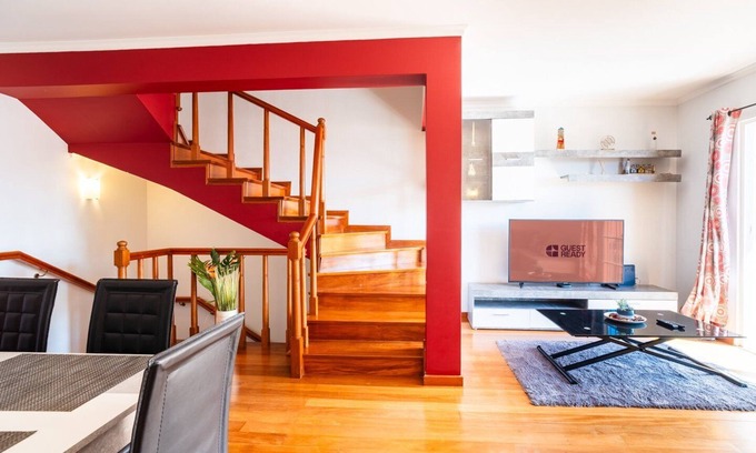 Gaula House | GuestReady - Alluring island retreat