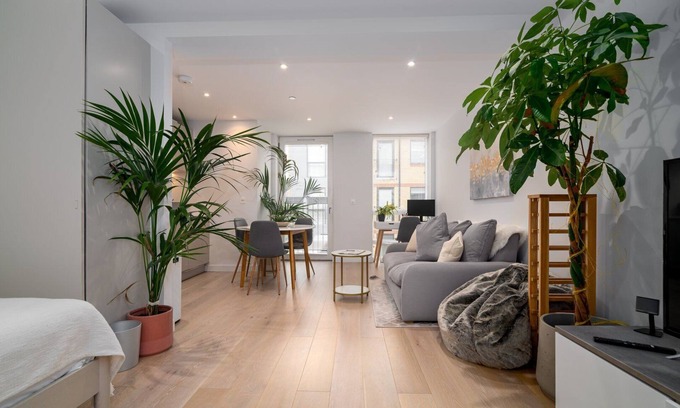 Ravenscourt Park Apartment | GuestReady - Modern Studio for 2 in Albion Court