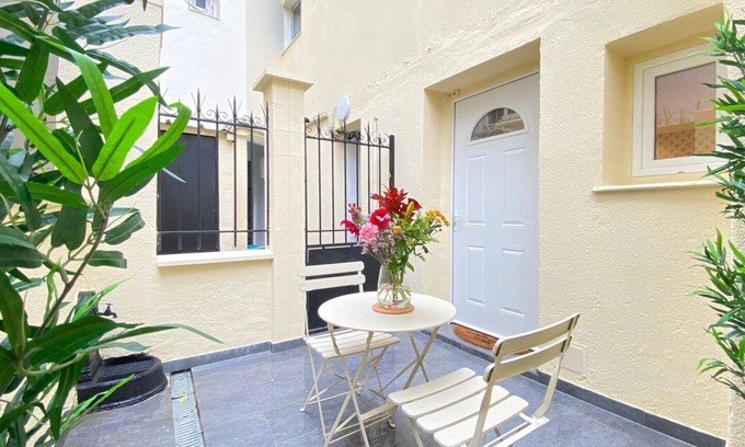 Quartier de la Salpetriere Apartment | GuestReady - Serene nest with a Courtyard