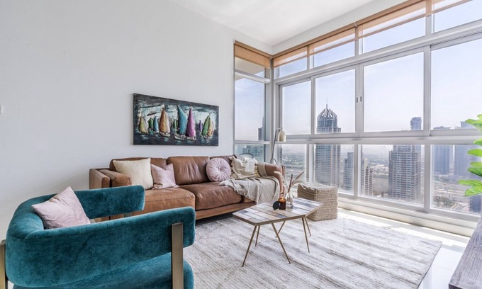 Dubai Marina Apartment | GuestReady - Skyview Home with Marina View