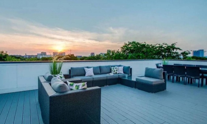 The Gulch Condo | Gulch · 4 Connecting Condos, Sleeps 38, Firepits, Garages, Rooftops decks, Great Views, Security