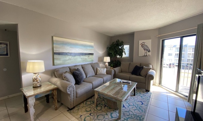 Fort Morgan Condo | Gulf Coast Beach Condo