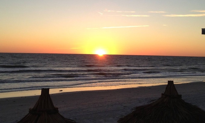 North Redington Beach Resort | Gulf Front Resort in Highly Desired North Redington Beach - TWO BEDROOM SLEEPS 6