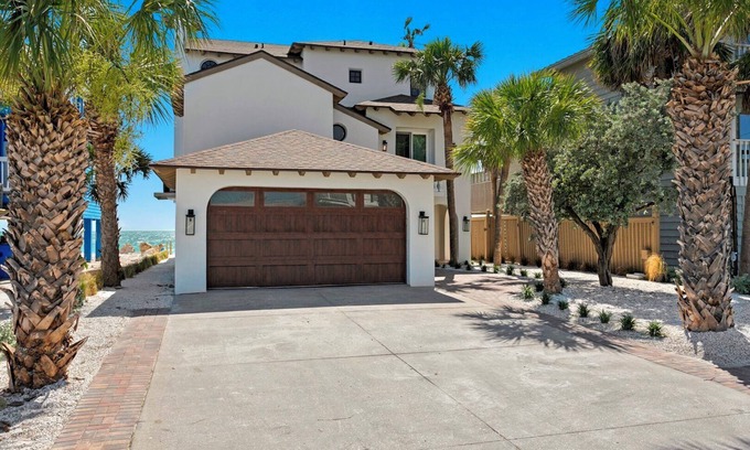 Sunset Beach House | Gulf Front 4 Bedroom Home ~ Free Sunsets every night!