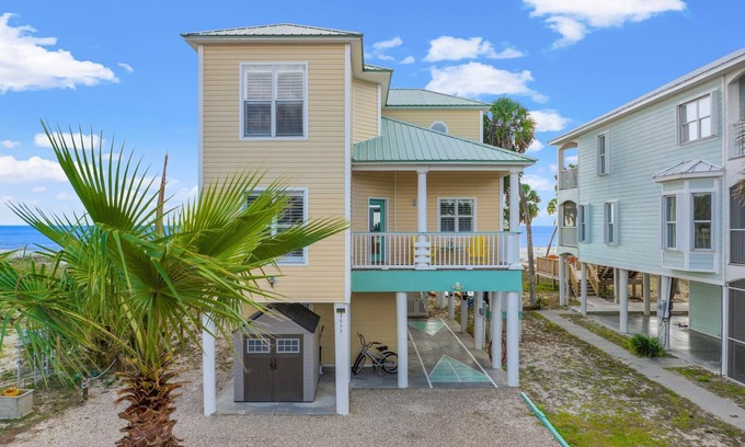 Port St. Joe Villa | Gulf Front Villa nsome weeks that are still available discounted up to 50%!
