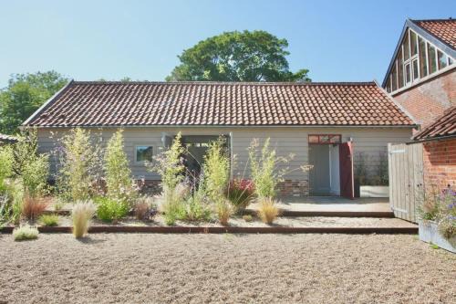 Martlesham Heath House | Gull Farm Barn