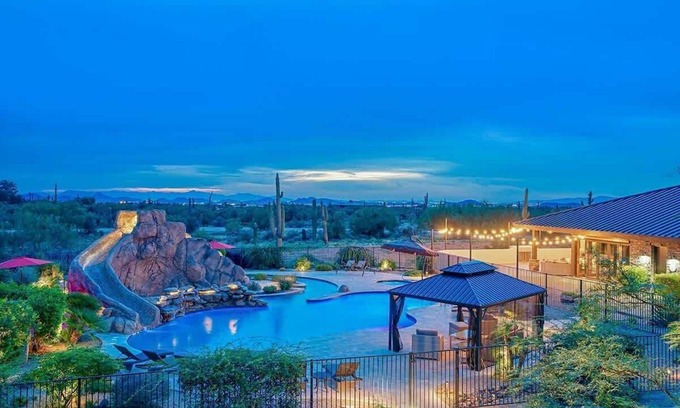 Pinnacle Peak House | HÓZHÓ Horizon Estate