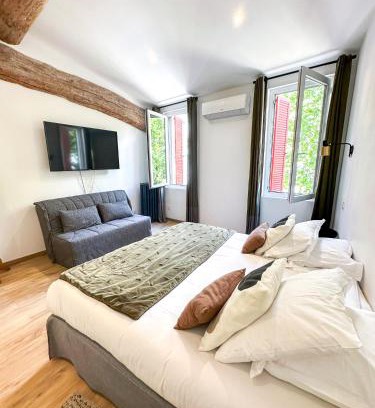 Salon-de-Provence Hotel | Hôtel d'Angleterre, Salon-de-Provence