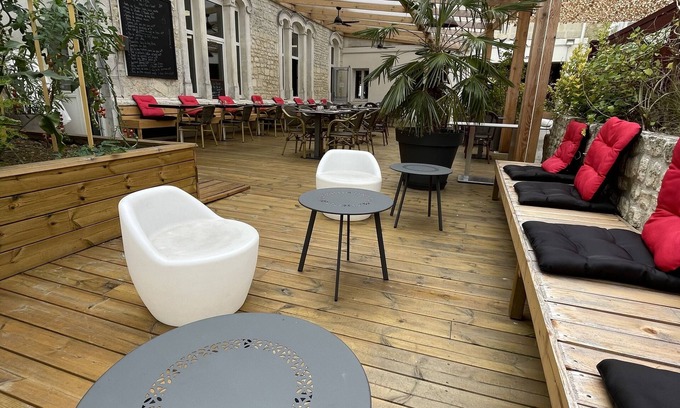 Jonzac Hotel | Hôtel de L'Ecu