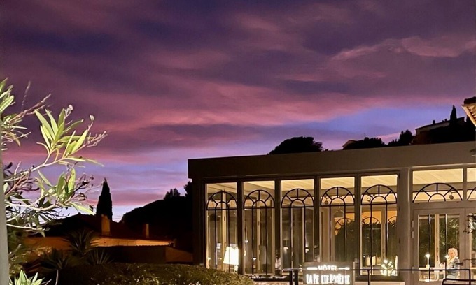 Le Lavandou Hotel | Hôtel La Petite Bohème