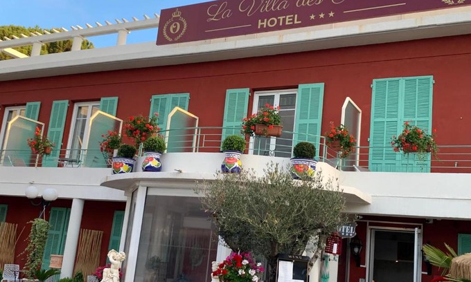 Cros-de-Cagnes Hotel | Hôtel La Villa des Oliviers