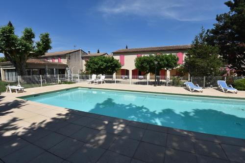 Pernes-les-Fontaines Hotel | Hôtel PRATO PLAGE