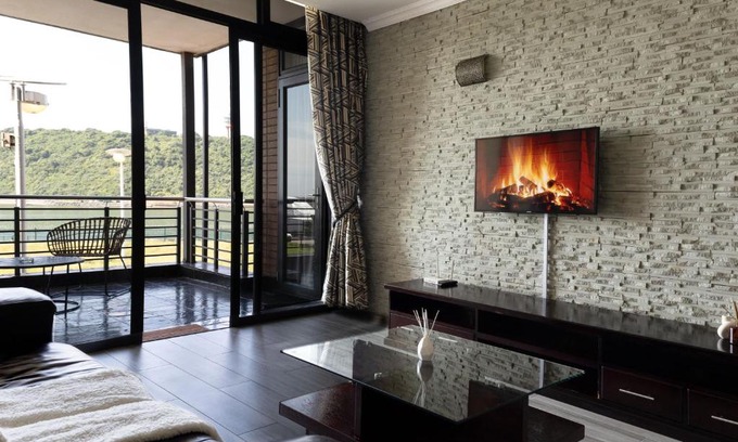 Durban Point Apartment | Habour Views, UShaka Marine, Point Waterfront Apartments