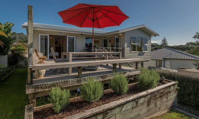 Hahei House | Hahei Kiwi Bach - Hahei Holiday Home