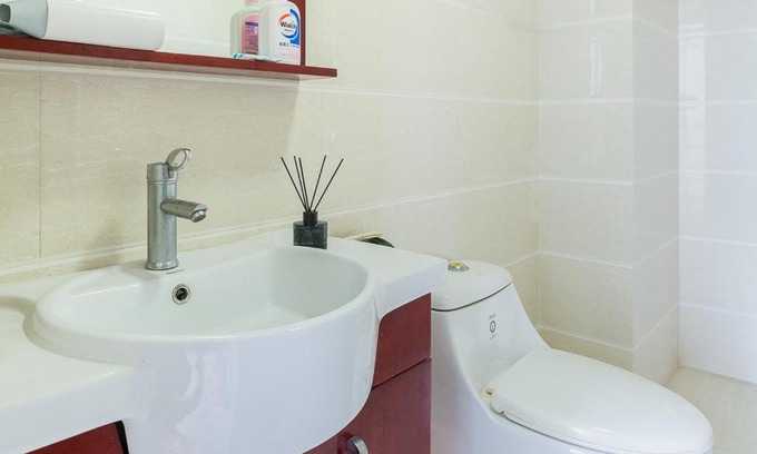 Donghu District Apartment | Haikou Xiuying·Binhai Avenue· Locals Apartment 00164510