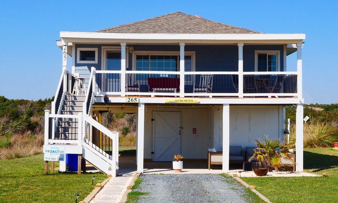 Holden Beach House | "Hakuna Matata" - Oceanfront Home, 2 Bedrooms/2 Bathrooms