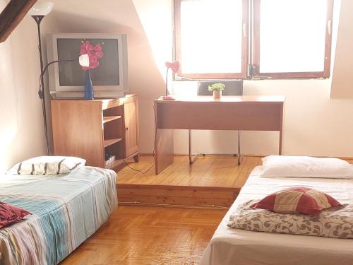 Orszagut House | Hakuna Matata - Room in Budapest - Near Buda Castle, Parliament and Margaret Island