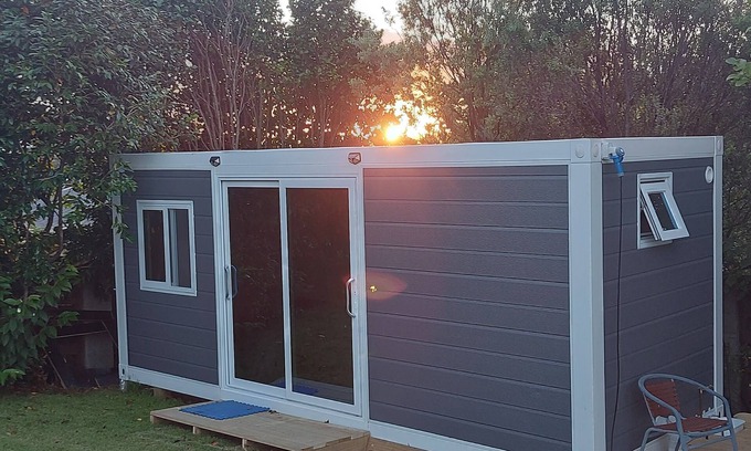Tauranga Cabin | Haleys cabin. Bedroom with Queen bed and ensuite only. Superb Pool & cabana.