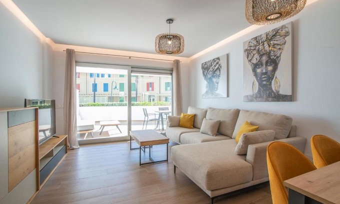 Sotogrande Apartment | Halo - Deluxe Apartment With Terrace Steps From The Beach