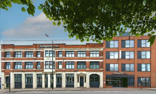 Birmingham City Centre Hotel | Hampton by Hilton Birmingham Jewellery Quarter