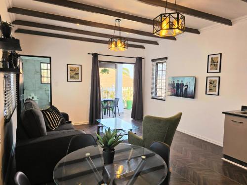 Windermere Apartment | Hampton Collection Avenues - Urban 4 Sleeper Apartment