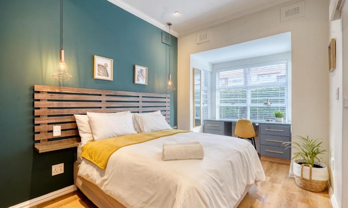 Windermere Apartment | Hampton Collection - Charming 1 or 2 Bedroom Apartment with Pool