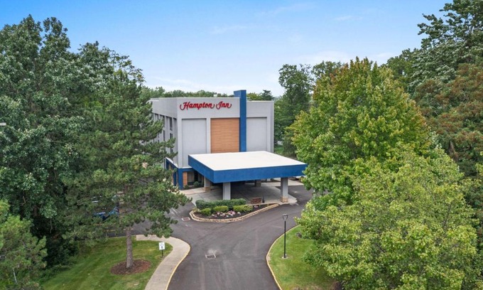 Westlake Hotel | Hampton Inn Cleveland-Westlake