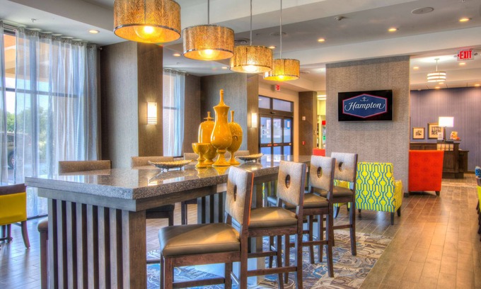 North Shore Hotel | Hampton Inn Houston I-10 East