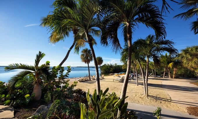 Key Largo Hotel | Hampton Inn Key Largo Manatee Bay