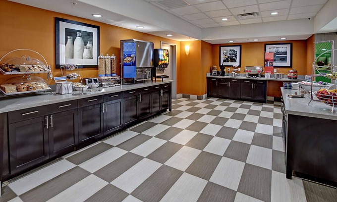 Ada Hotel | Hampton Inn & Suites Ada