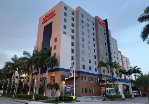 Flagami Hotel | Hampton Inn & Suites Miami Airport South/Blue Lagoon