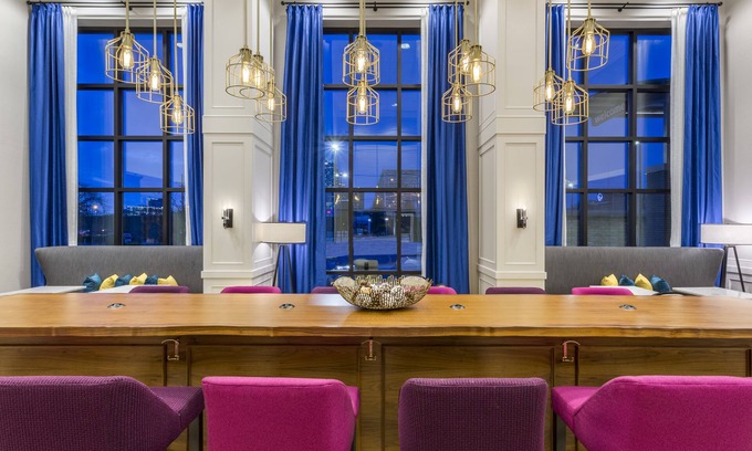 Newport Hotel | Hampton Inn & Suites Newport/Cincinnati