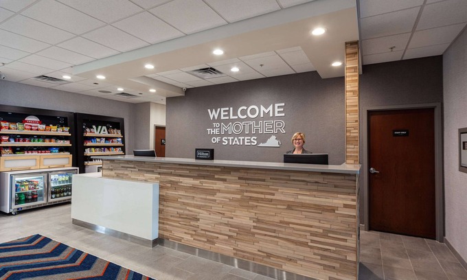 Winchester Hotel | Hampton Inn Winchester N/Conference Center, VA