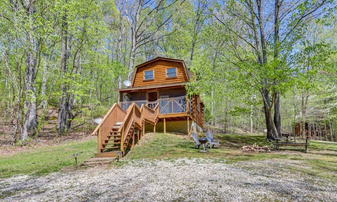 Taswell Cabin | Hansel & Gretel Cabin at White Oaks Cabins