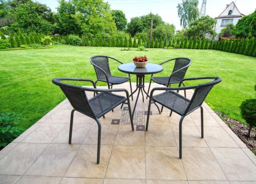 Zaspa House | Happiness House Balcony & Nice Garden