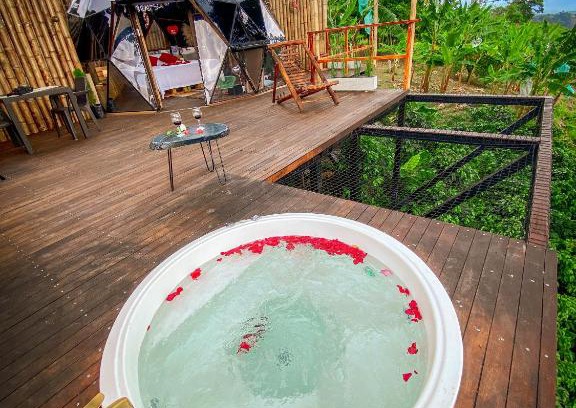 Armenia Other | Happy Glamping Quindio - Tipo Domo Traslúcido