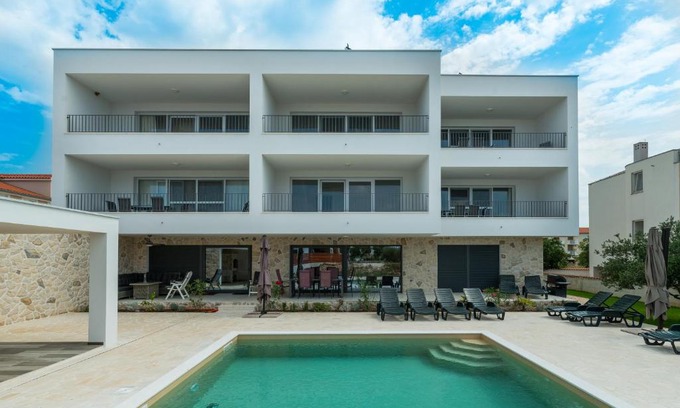 Sukosan Apartment | Happy Haven House