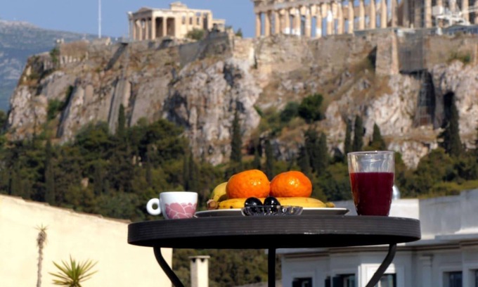Thissio Apartment | Happy place at the foot of Acropolis.