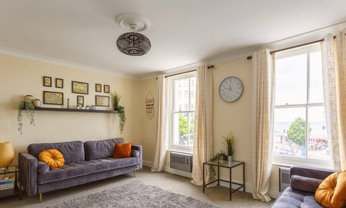 Margate Old Town House | Harbour View - Margate Old Town
