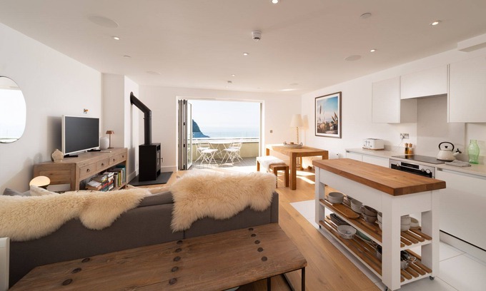 Oare Apartment | Harbour View, seaside holiday apartment in Lynmouth sleeping 4