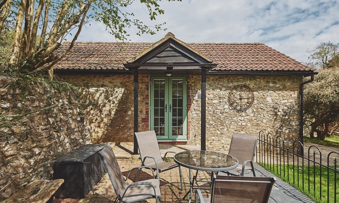 Axminster Apartment | Harcombe Cottage - Luxury Cottages