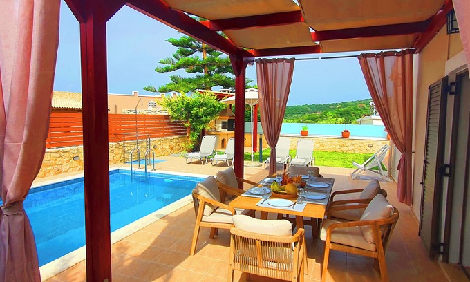 Skouloufia Villa | Harma Villa with Private Pool
