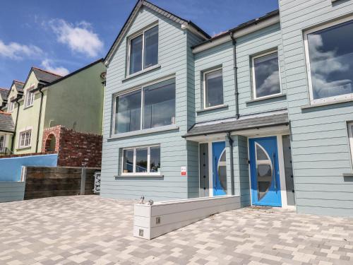 Solva House | Harmon Vale