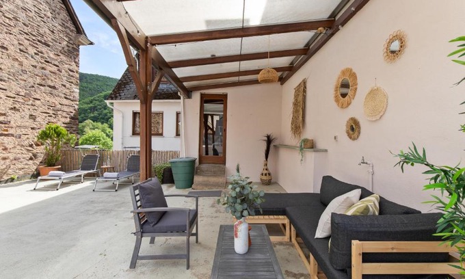 Ediger Apartment | Haus Blaue Traube mit moselblick